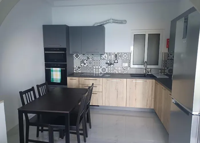 Beautiful Sliema Seaview Apt